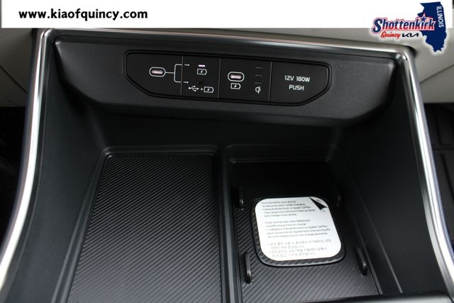 New 2026 Kia Carnival MPV Van