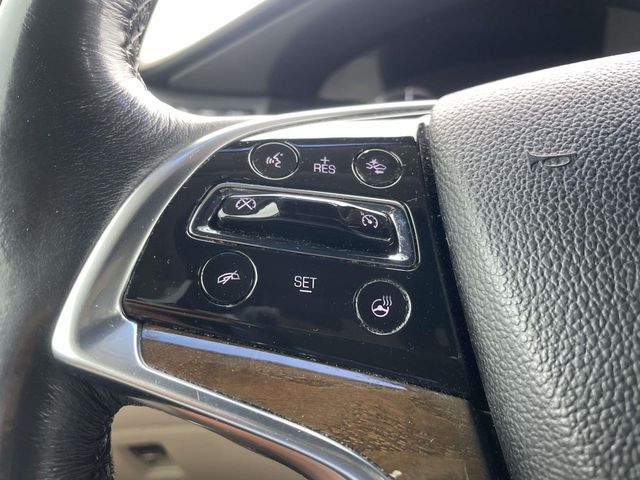 Used 2018 White Cadillac Premium image 18