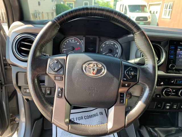 Used 2018 Toyota Tacoma Truck