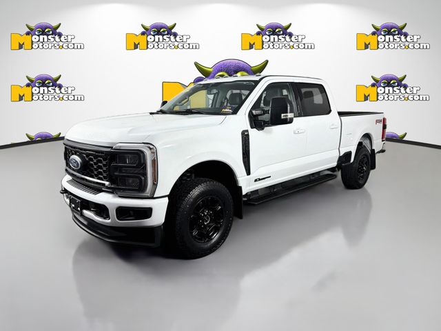 White 2024 Ford F-250 Super Duty Pickup Truck Four-Wheel Drive Automatic