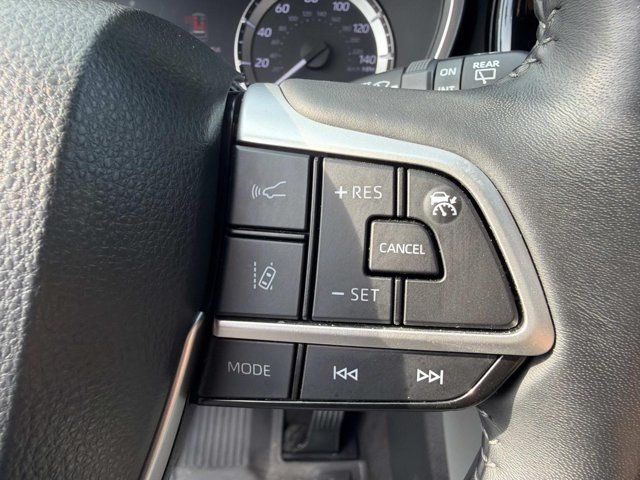 Used 2023 Toyota Highlander SUV