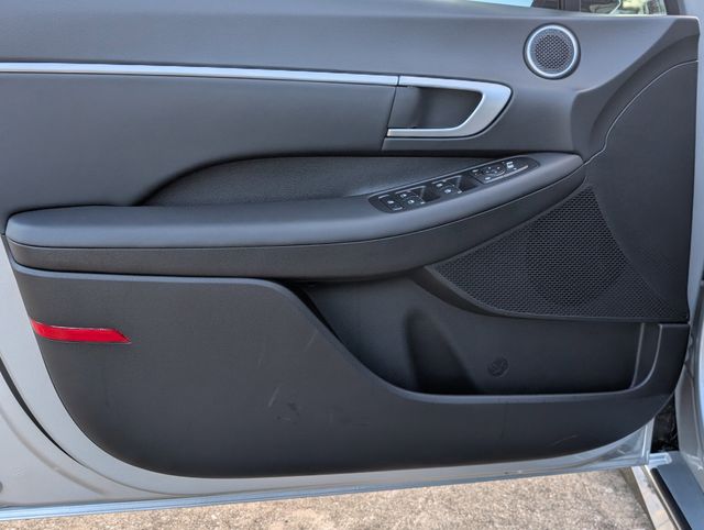 New 2026 Silver Hyundai SEL image 10