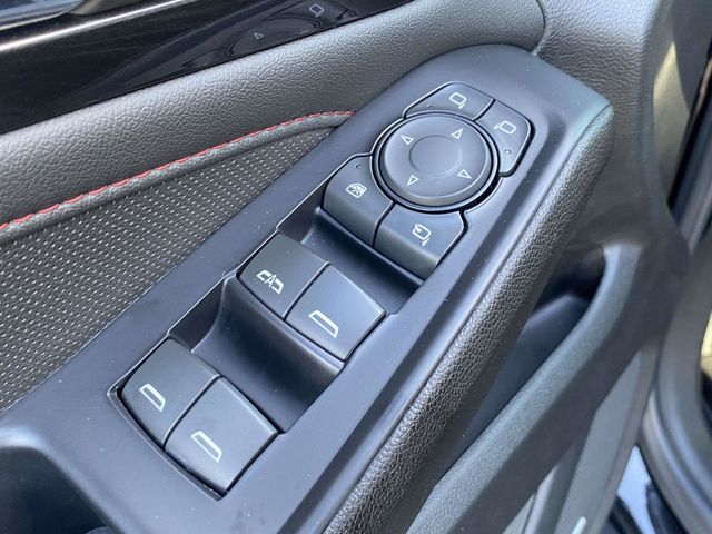 2022 Mosaic Black Metallic Chevrolet Traverse RS AWD SUV