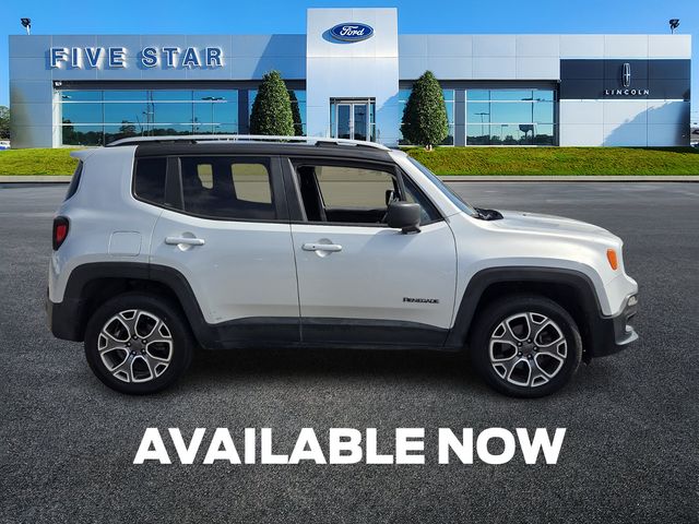 Used 2018 Silver Jeep Limited image 9