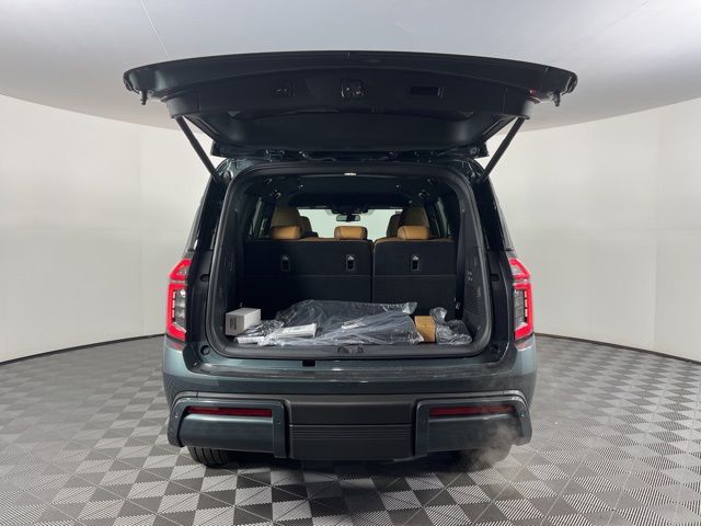 2025 Alpine Metallic Nissan Armada SL 4X4 SUV