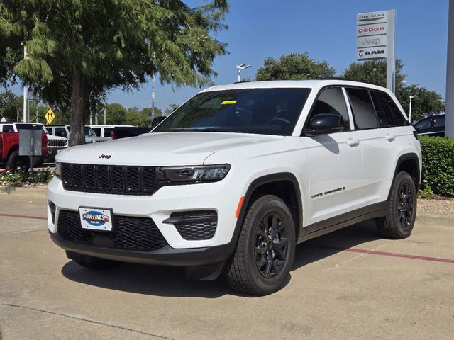 2024 Jeep Grand Cherokee Altitude 2