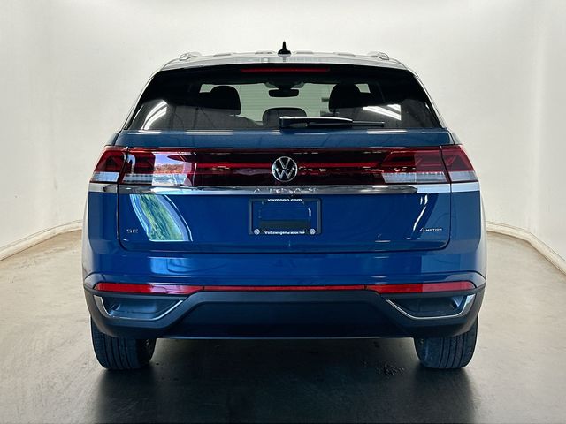 2026 Volkswagen Atlas Cross Sport 2.0T SE Blue at Grove City Ford