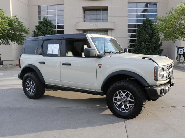 2025 Ford Bronco Badlands 4x4's photo