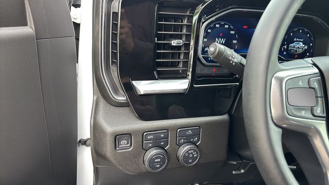 Used 2025 White Chevrolet RST image 22
