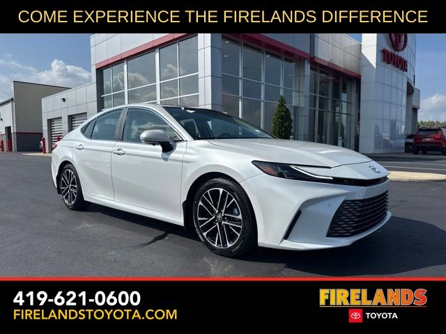 White (Wind Chill Pearl) 2025 Toyota Camry Sedan Front-Wheel Drive Continuously Variable Transmission