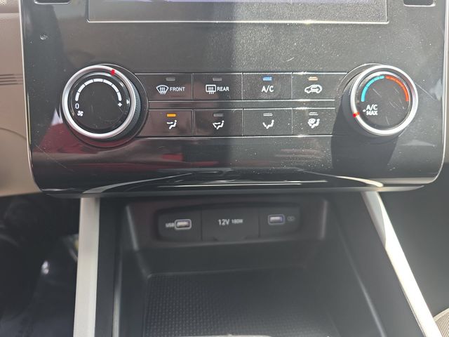 Used 2022 Quartz White Hyundai SEL image 23