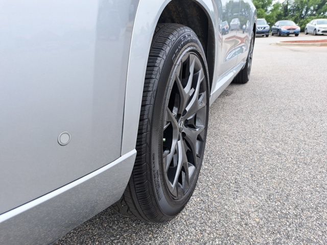 Used 2024 Silver Lexus 500h F SPORT Premium image 8