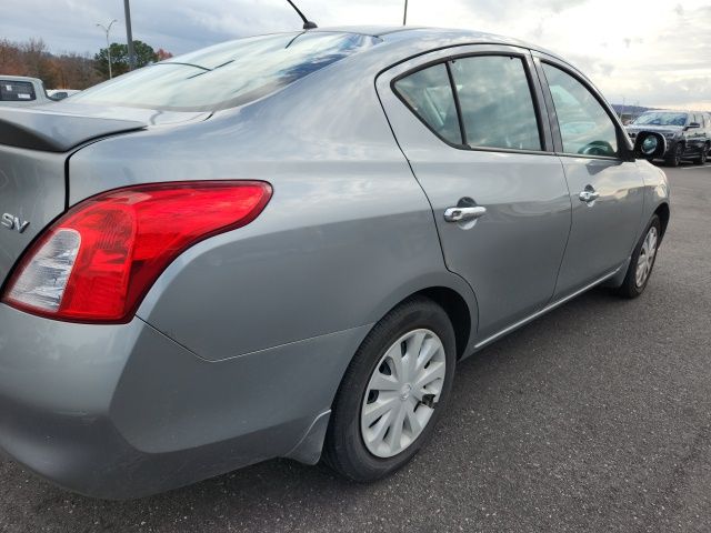 2014 Nissan Versa 1.6 SV 6