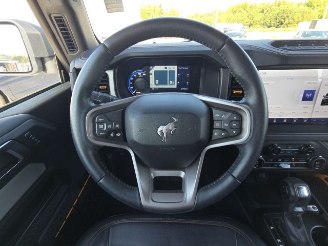 2024 Ford Bronco Badlands:B01908