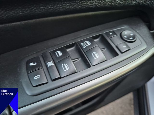 Used 2020 Silver Jeep Latitude image 13