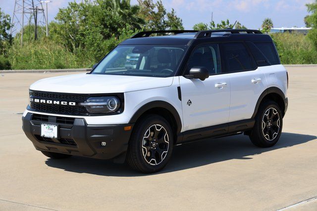 2025 Ford Bronco Sport Outer Banks - 2