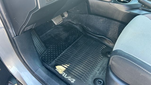 Used 2018 Toyota RAV4 SUV