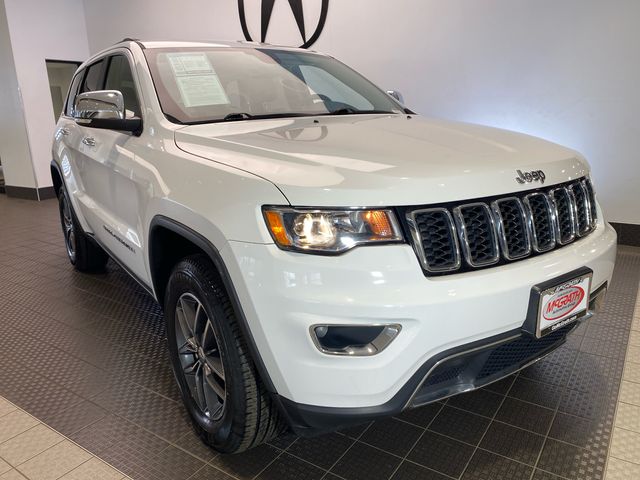 Used 2017 White Jeep Limited image 2
