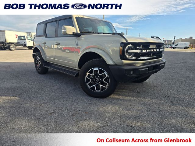 Desert Sand 2025 Ford Bronco SUV / Crossover Four-Wheel Drive Automatic