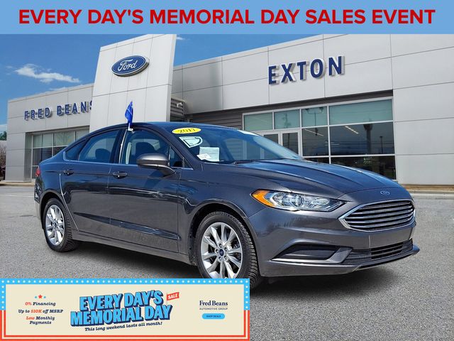 Gray (Magnetic) 2017 Ford Fusion SE Sedan Front-Wheel Drive 6-Speed Automatic