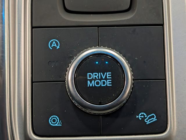 Used 2020 White Ford XLT image 27