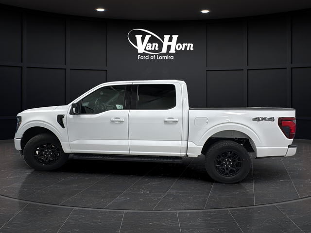 Used 2024 Oxford White Ford XLT image 4