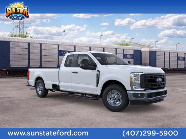 Oxford White 2026 Ford F-250 Super Duty Pickup Truck 4X2 Automatic