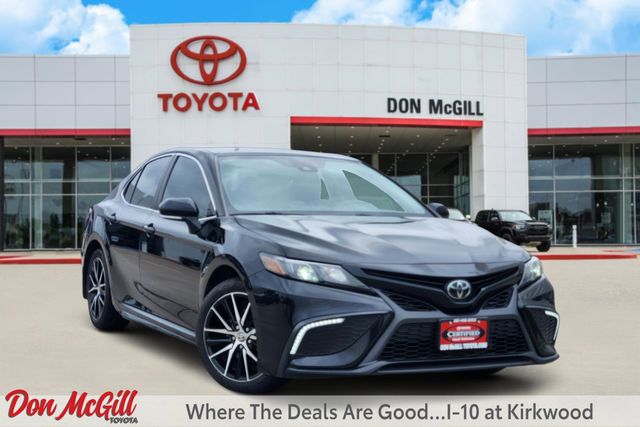 2023 Toyota Camry SE Black at Emmons Autoplex