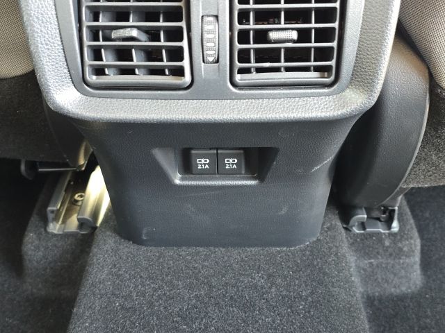 2022 Toyota Venza:C02564