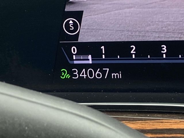 Used 2024 Silver Cadillac Luxury image 17