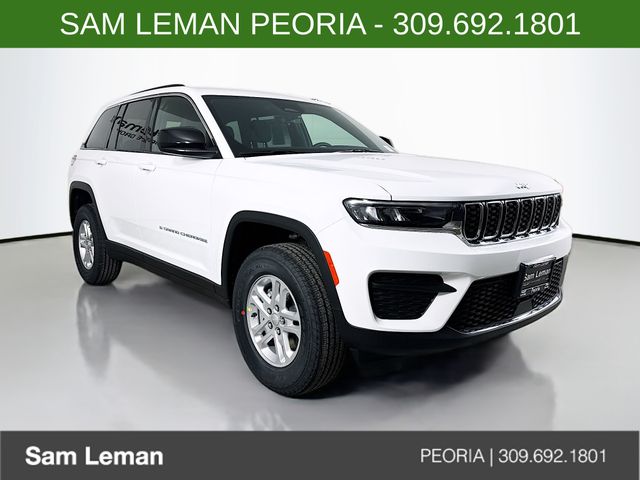 Bright White Clearcoat 2025 Jeep Grand Cherokee SUV / Crossover Four-Wheel Drive 8-Speed Automatic