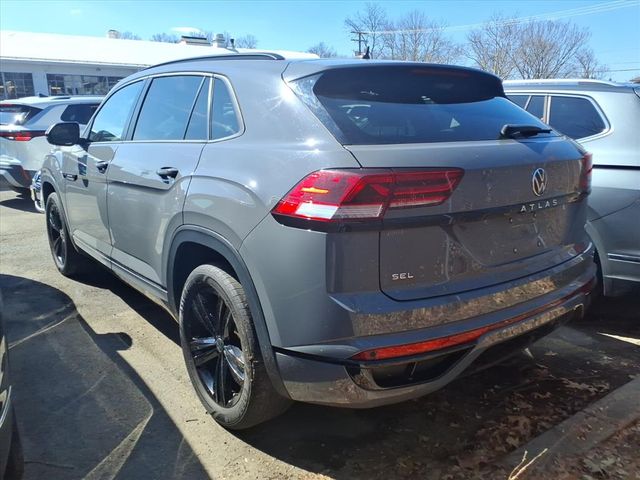 2023 Volkswagen Atlas Cross Sport - Image 5
