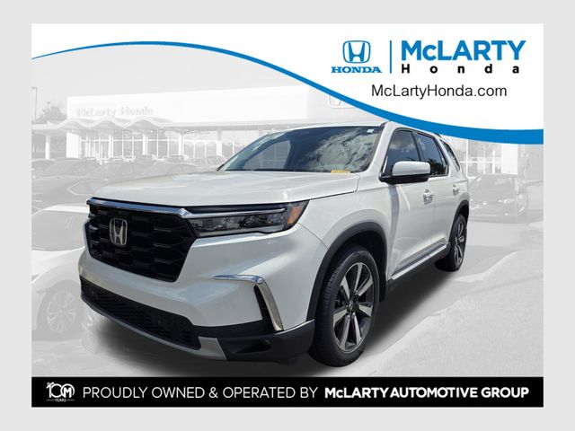 Platinum White Pearl 2024 Honda Pilot SUV / Crossover All-Wheel Drive Automatic