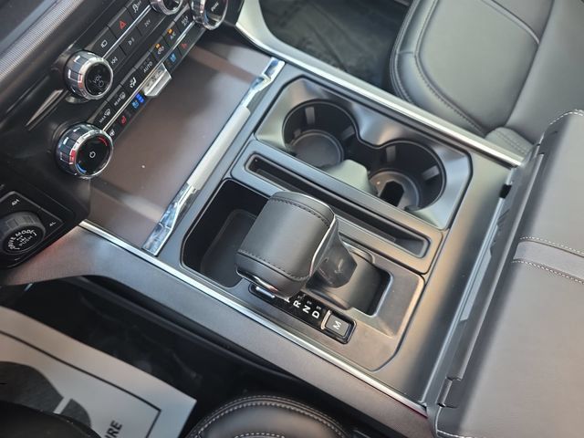 New 2026 Star White Metallic Tri-Coat Ford Platinum® image 26