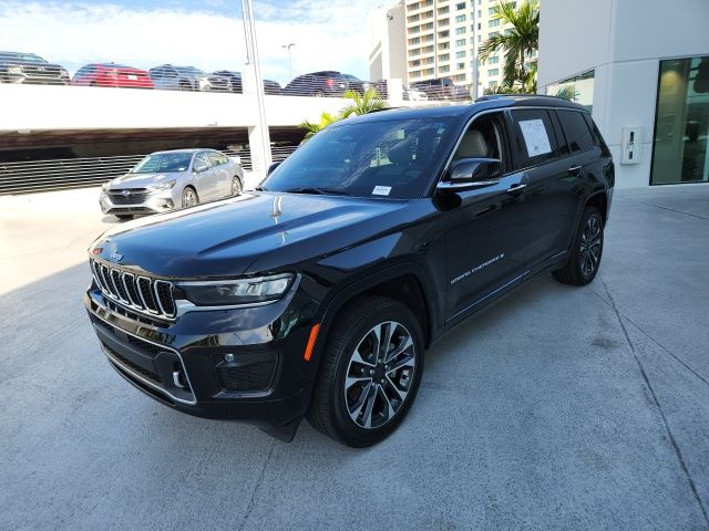 2022 Jeep Grand Cherokee L Overland 18