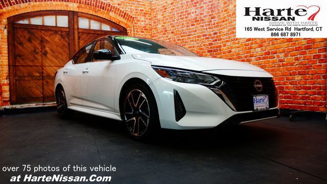 Aspen White Tricoat/Super Black 2024 Nissan Sentra Sedan Front-Wheel Drive Continuously Variable Transmission