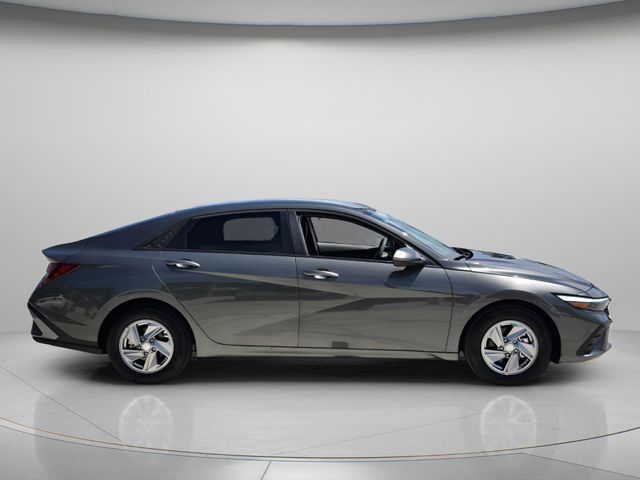 2026 Hyundai Elantra - $21,291