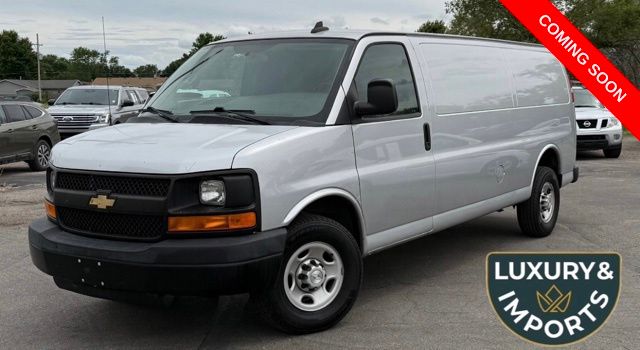 Silver Ice Metallic 2016 Chevrolet Express Cargo 3500 Extended RWD Van Rear-Wheel Drive 6-Speed Automatic Overdrive