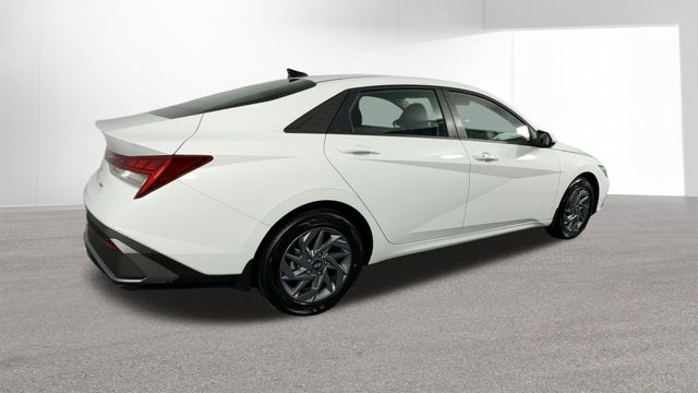 Used 2025 Hyundai Elantra Hybrid For Sale in Indianapolis, IN