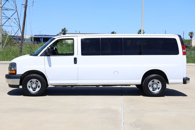 2017 Chevrolet Express 3500 LT - 4