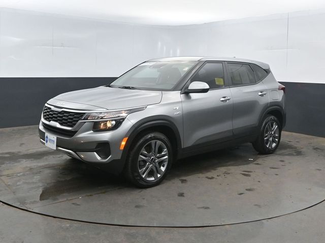 Steel Gray 2023 Kia Seltos LX AWD SUV / Crossover All-Wheel Drive Continuously Variable Transmission
