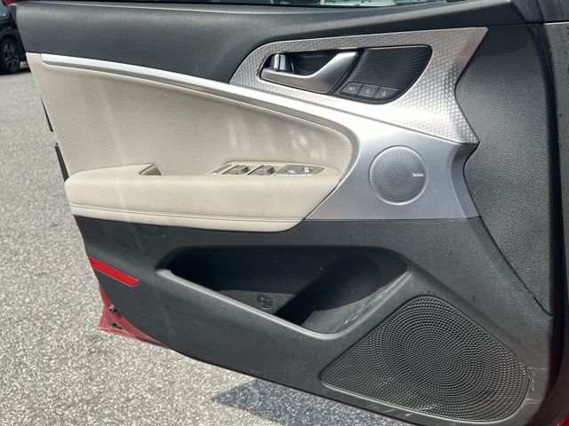 Used 2023 Red Genesis 3.3T image 35