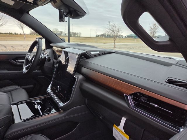 2026 GMC Yukon XL 4WD Denali