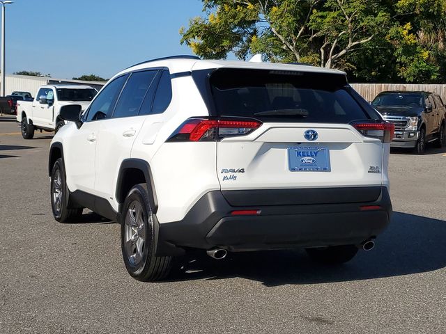 2024 Toyota RAV4 Hybrid XLE 9