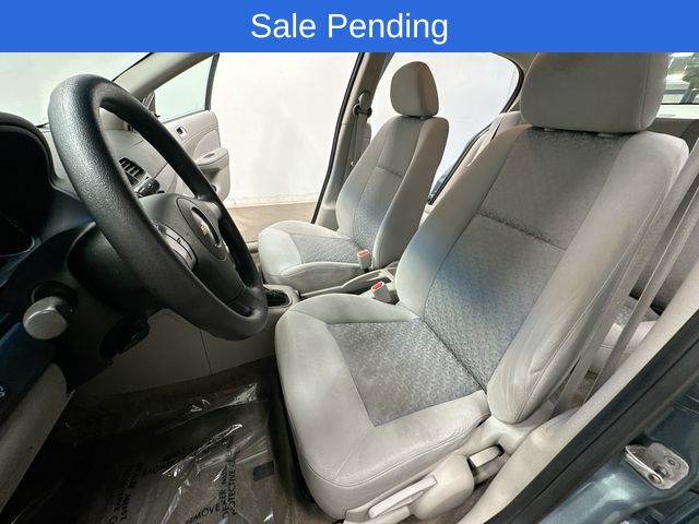 2009 Chevrolet Cobalt LS - 11
