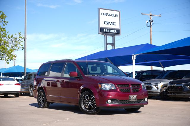 Octane Red Pearlcoat 2019 Dodge Grand Caravan GT FWD Minivan Front-Wheel Drive 6-Speed Automatic