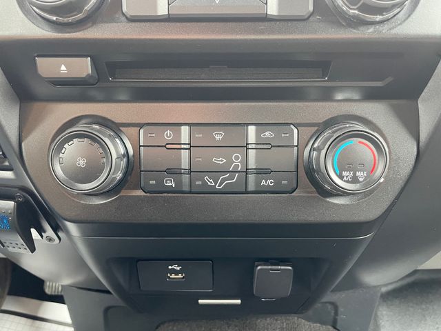 2018 Ford F-250SD XLT - Oxford White exterior view 15