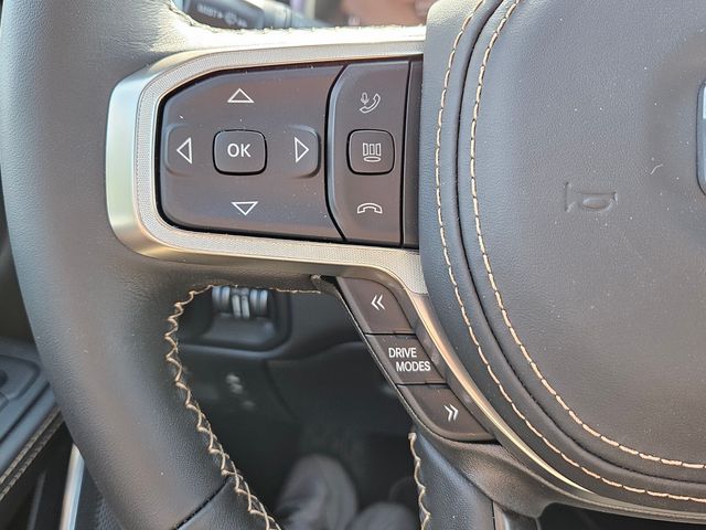 2026 Ram 1500 Tungsten Crew Cab 4x4 5'7" Box