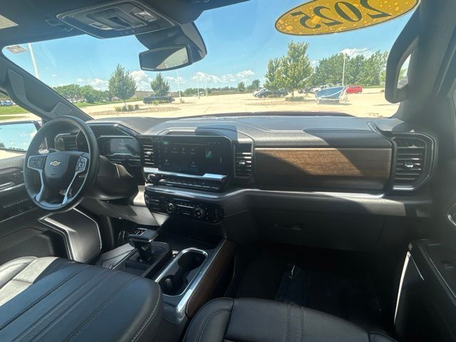 Used 2025 Chevrolet Silverado 1500 Truck
