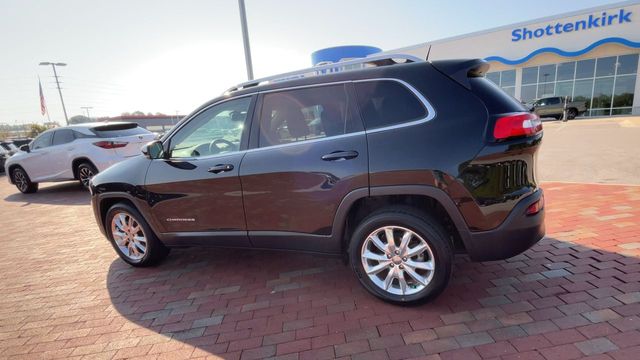 Used 2016 Jeep Cherokee SUV